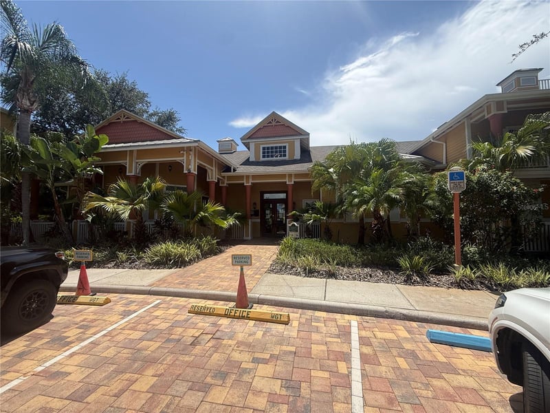 4207 Dale Mabry Hw #2414, Tampa, FL 33611