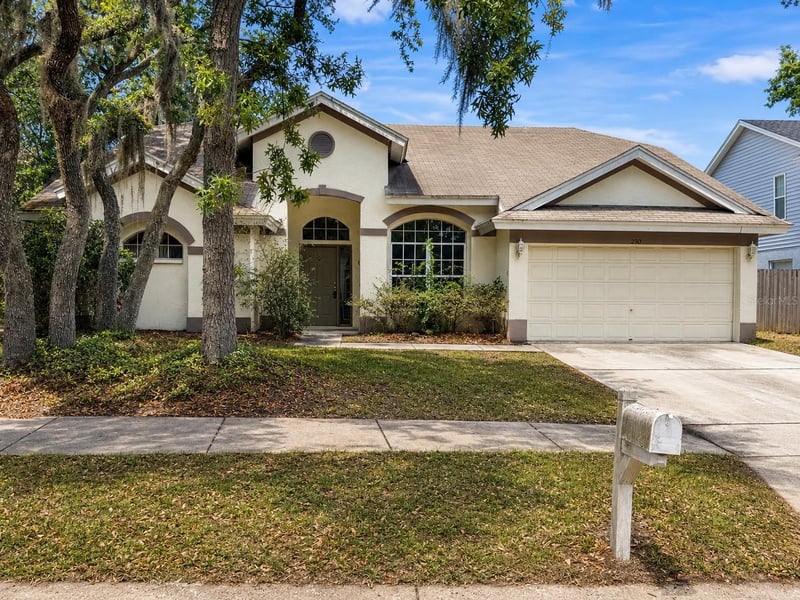 2302 Lyncrest Ct, Valrico, FL 33596