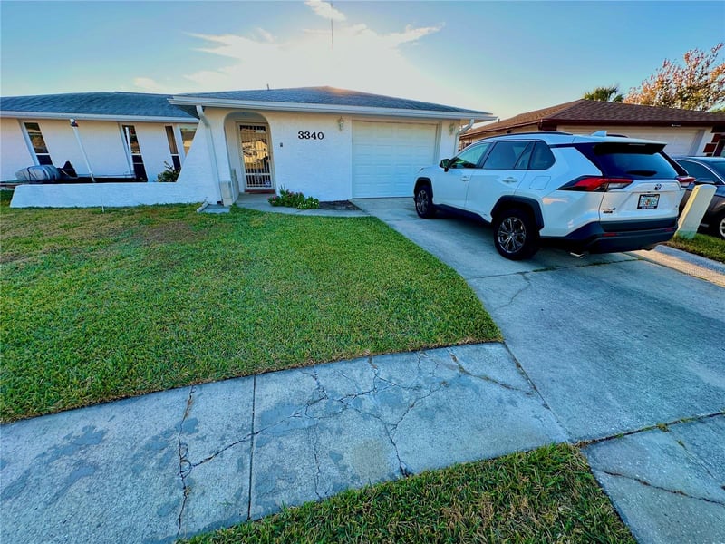 3340 Wilson Dr, Holiday, FL 34691