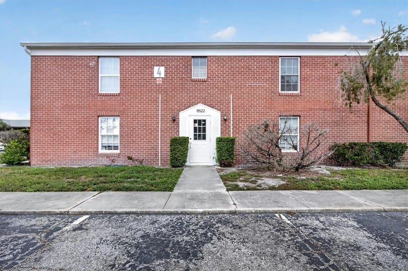 8522 10th St #D, St Petersburg, FL 33702