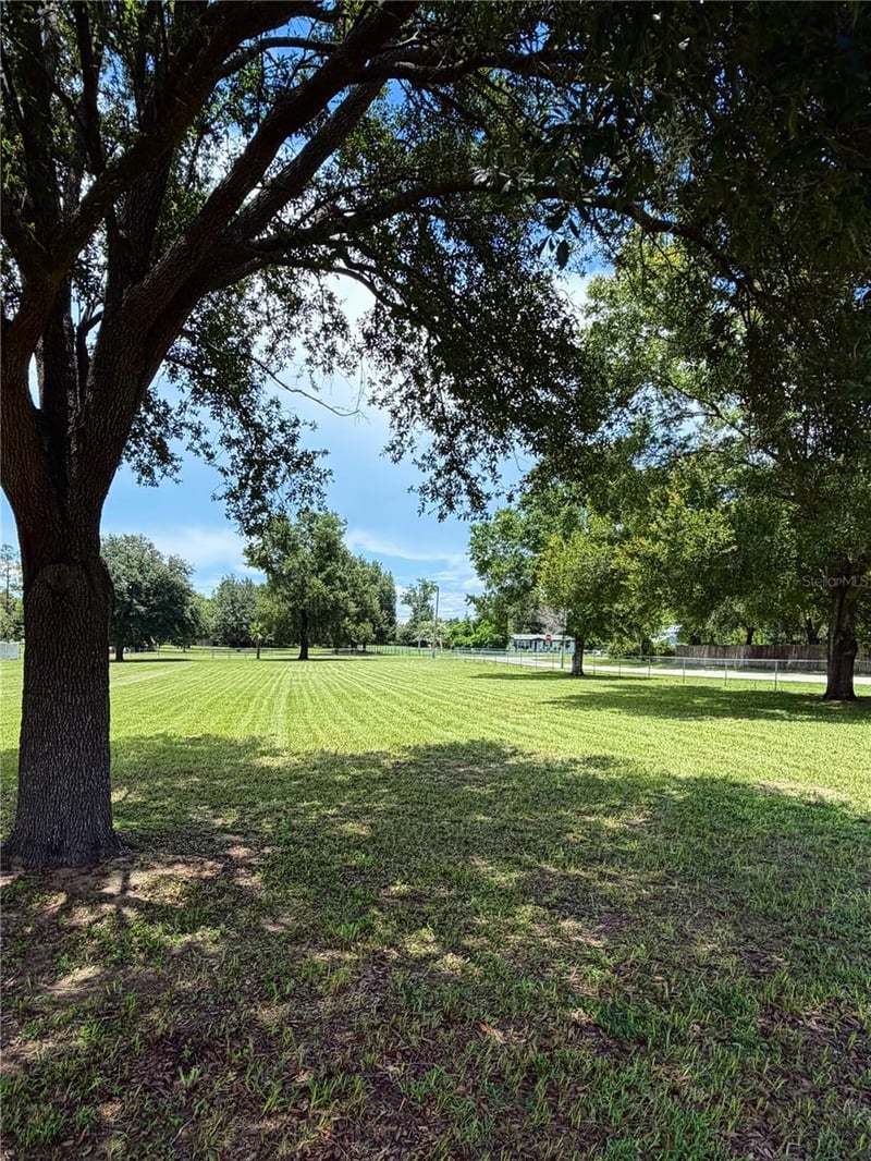 38714 Centennial Rd, Dade City, FL 33525