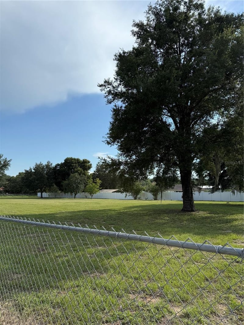 38714 Centennial Rd, Dade City, FL 33525