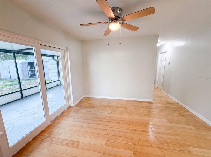 8283 86th Ave, Seminole, FL 33777