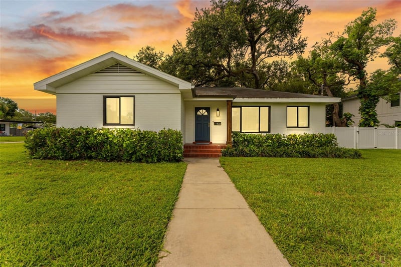 802 Coral St, Tampa, FL 33602