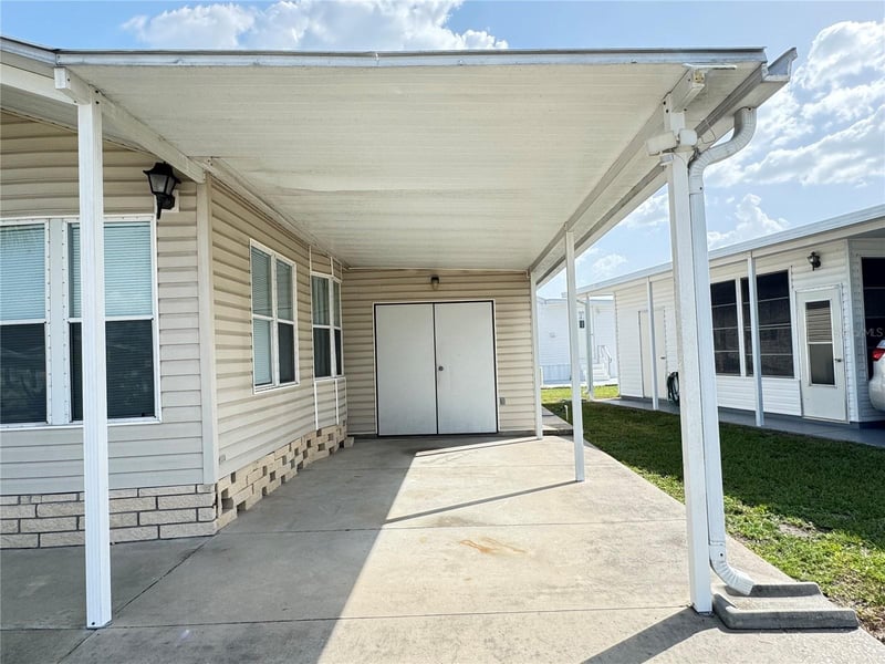 35114 Garber Ln, Zephyrhills, FL 33541
