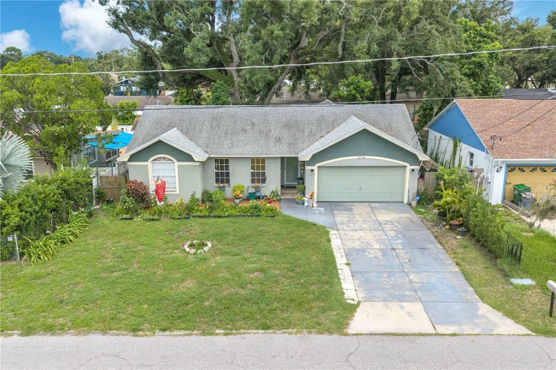 2114 Hanna Ave, Tampa, FL 33604
