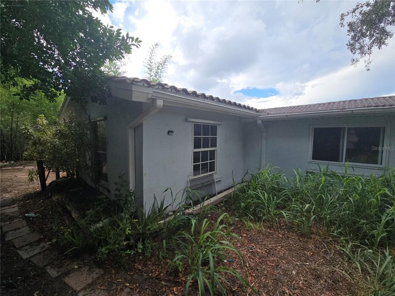 7809 Waxwood Dr, Port Richey, FL 34668