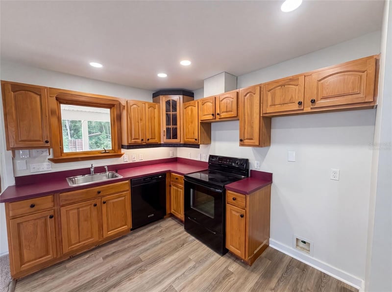 9701 Black Bear Ct, New Port Richey, FL 34654
