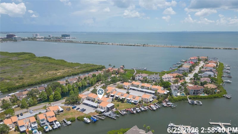 4207 Fogcutter Ct, Tampa, FL 33615