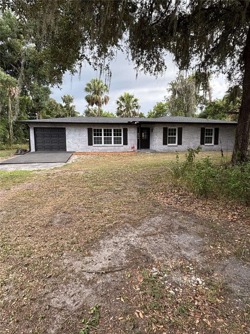 2911 Williams Rd, Plant City, FL 33565