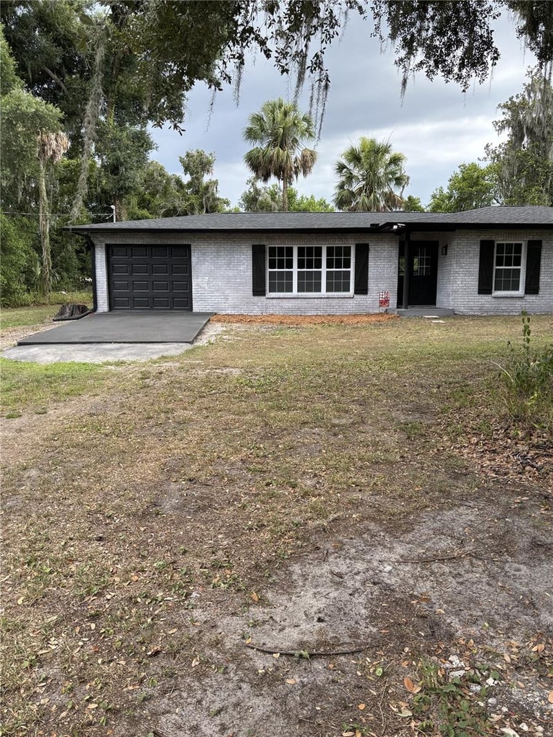 2911 Williams Rd, Plant City, FL 33565