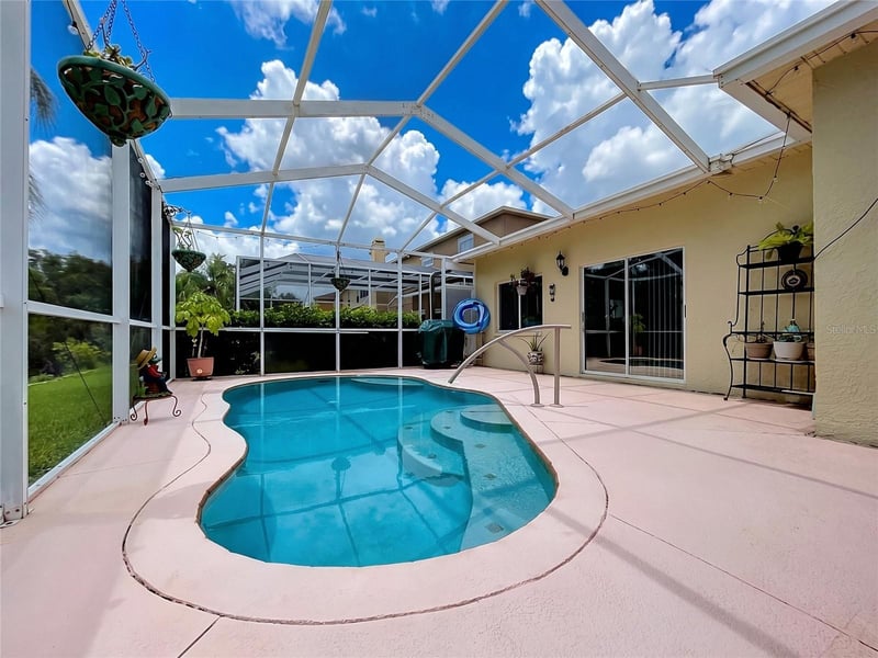 27544 Breakers Dr, Wesley Chapel, FL 33544