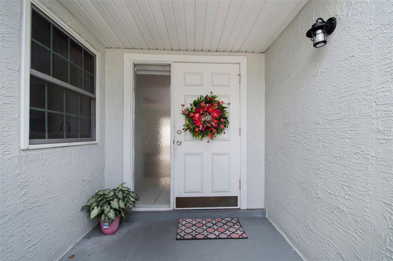 341 Hibiscus Dr, Palm Harbor, FL 34684