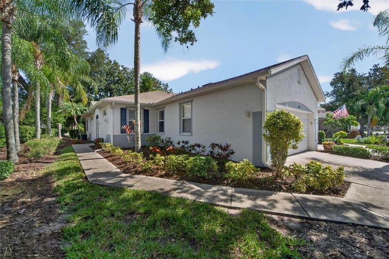 2193 Acadia Greens Dr #1, Sun City Center, FL 33573