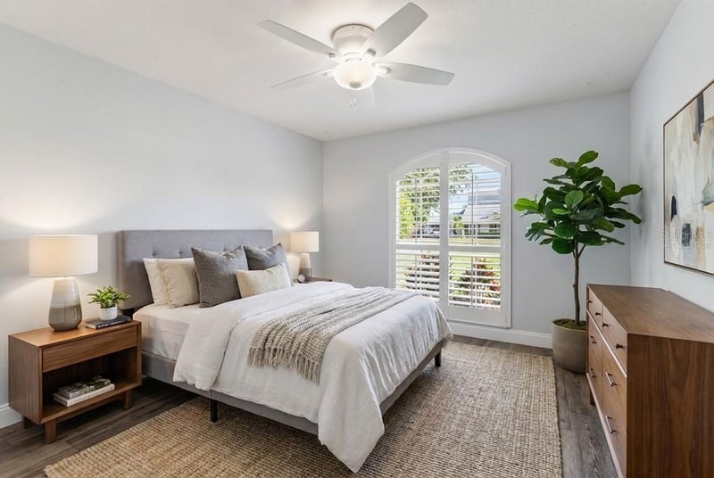 502 Saint Andrews Dr, Sarasota, FL 34243