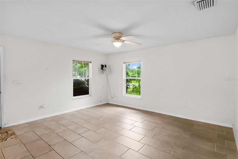 5451 Mac Arthur Ave, New Port Richey, FL 34652