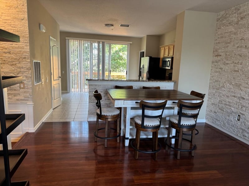 3133 Bayshore Oaks Dr, Tampa, FL 33611
