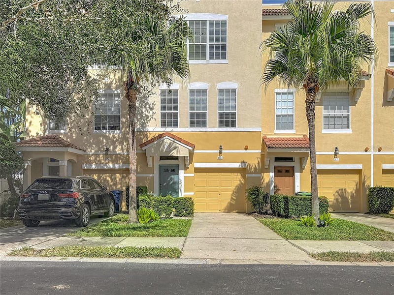 3133 Bayshore Oaks Dr, Tampa, FL 33611