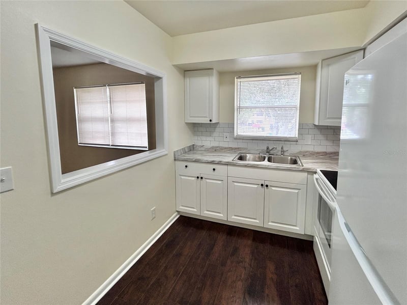 4455 38th Ter #B12, St Petersburg, FL 33714