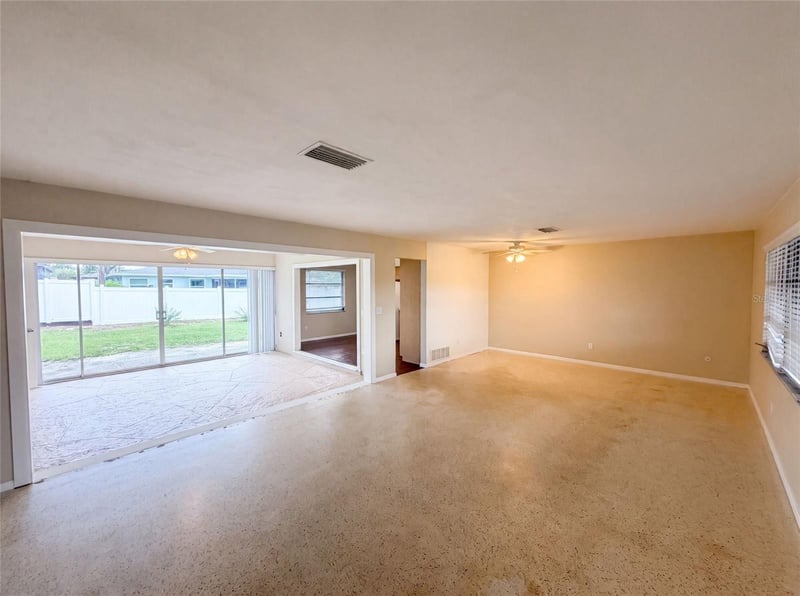 1666 Palace Dr, Clearwater, FL 33756
