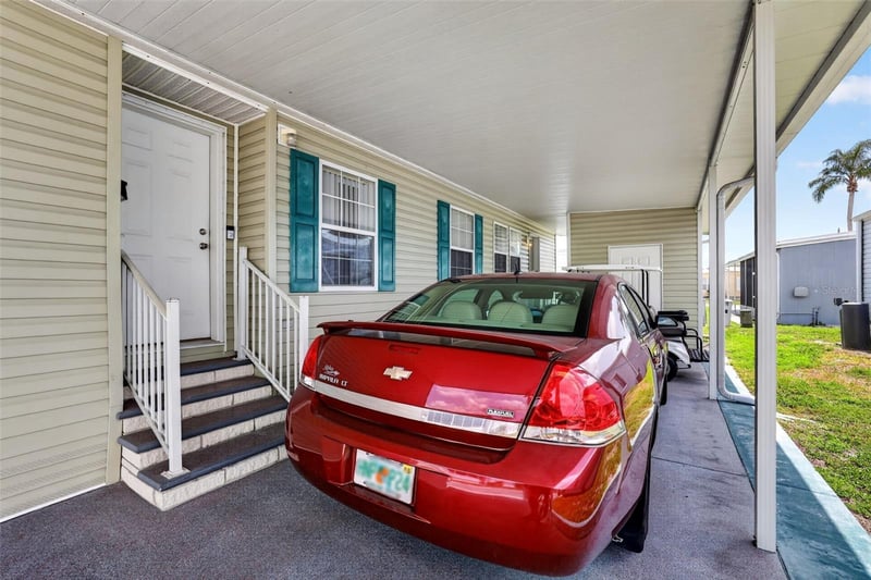 82221 F St #221, Pinellas Park, FL 33781