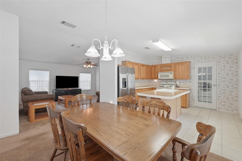 82221 F St #221, Pinellas Park, FL 33781