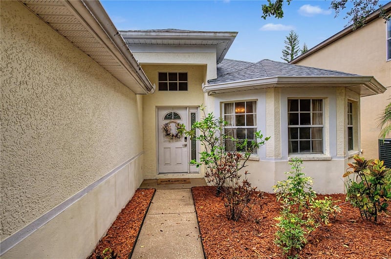 4756 Whispering Wind Ave, Tampa, FL 33614