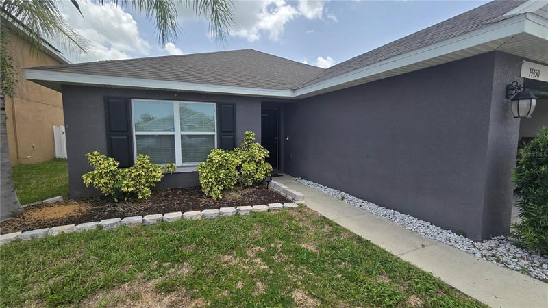 14450 Haddon Mist Dr, Wimauma, FL 33598