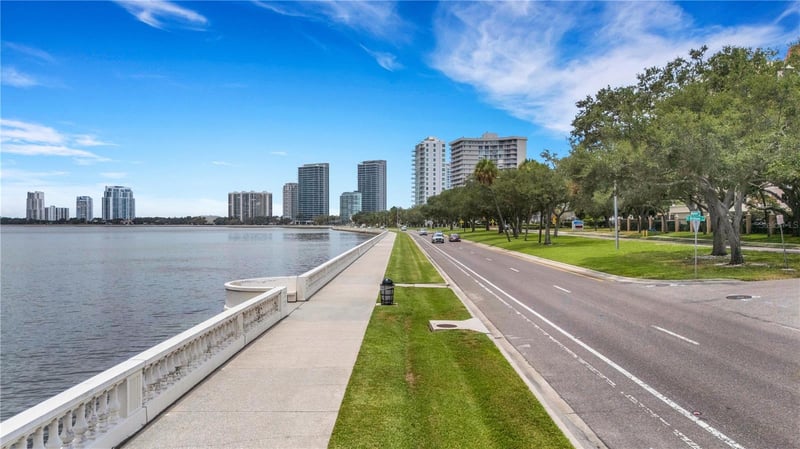2403 S Ardson Pl #402B, Tampa, FL 33629