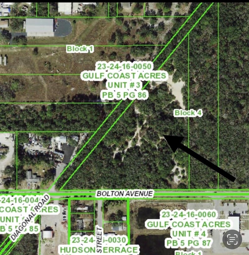 Bolton Ave, Hudson, FL 34667