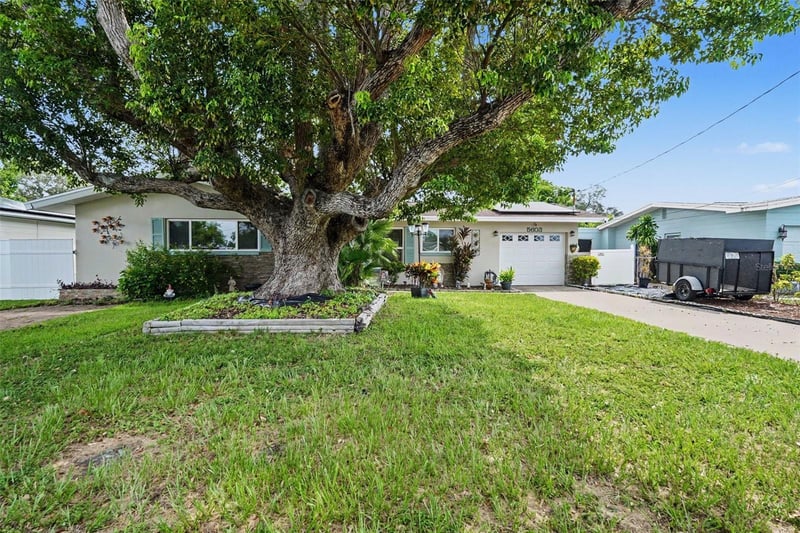 5603 Lown St, St Petersburg, FL 33714