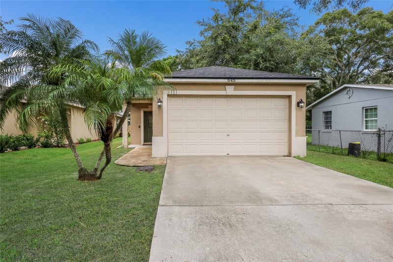 645 Pine St, Safety Harbor, FL 34695