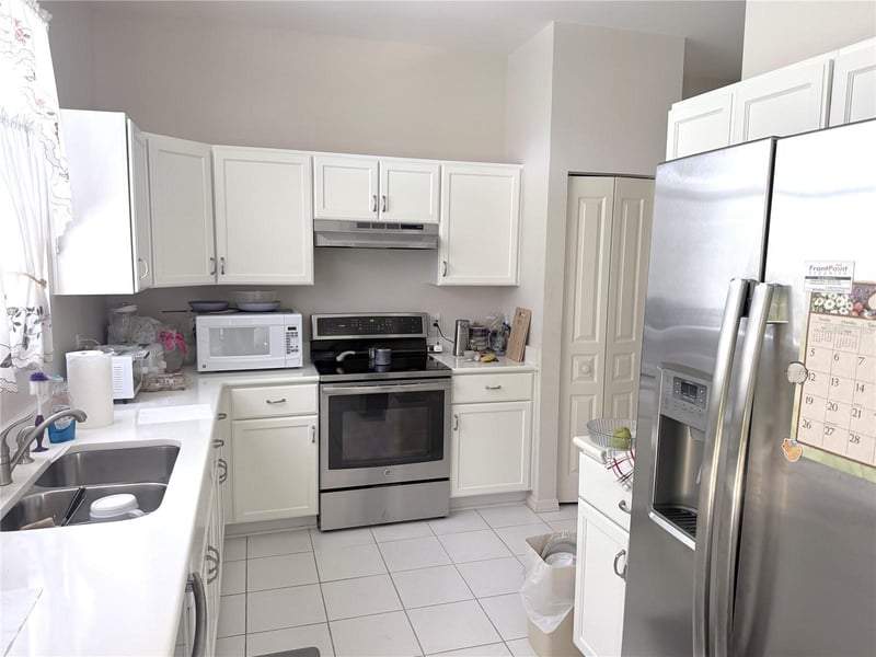 4968 Ebensburg Dr, Tampa, FL 33647