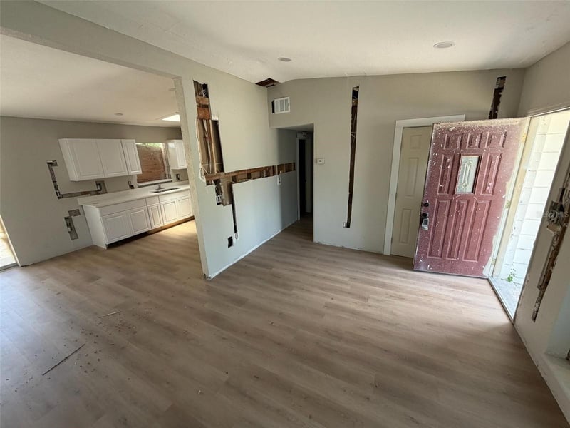 2612 9th , Bradenton, FL 34205