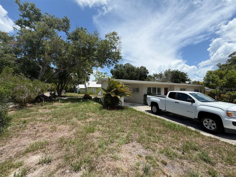 2612 9th , Bradenton, FL 34205