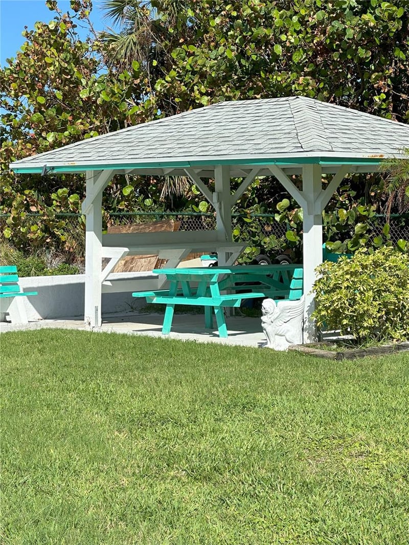 Gulf Blvd, Redington Shores, FL 33708