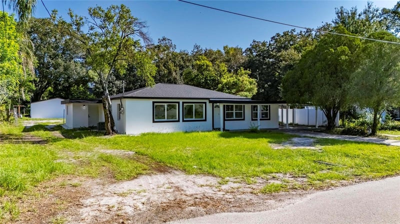 102 Garland Ct, Tampa, FL 33613