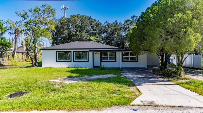 102 Garland Ct, Tampa, FL 33613