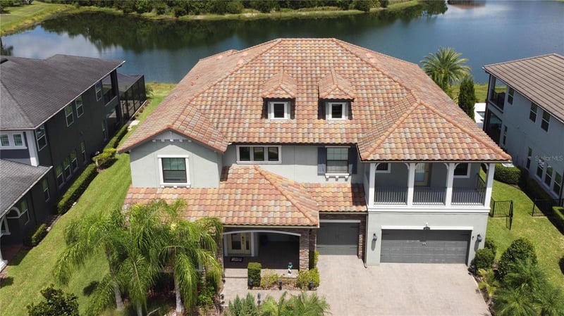 18014 Woodland View Dr, Lutz, FL 33548
