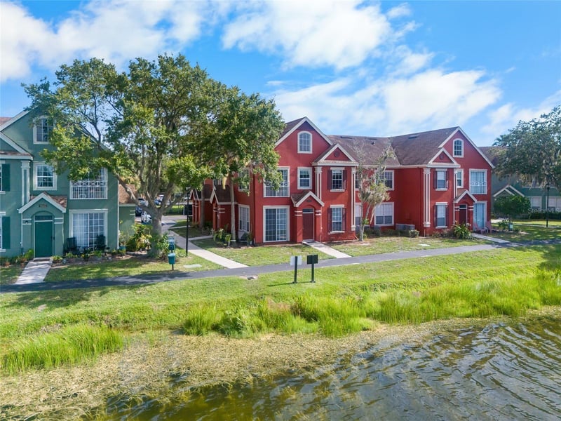 9638 Lake Chase Island Way #9638, Tampa, FL 33626