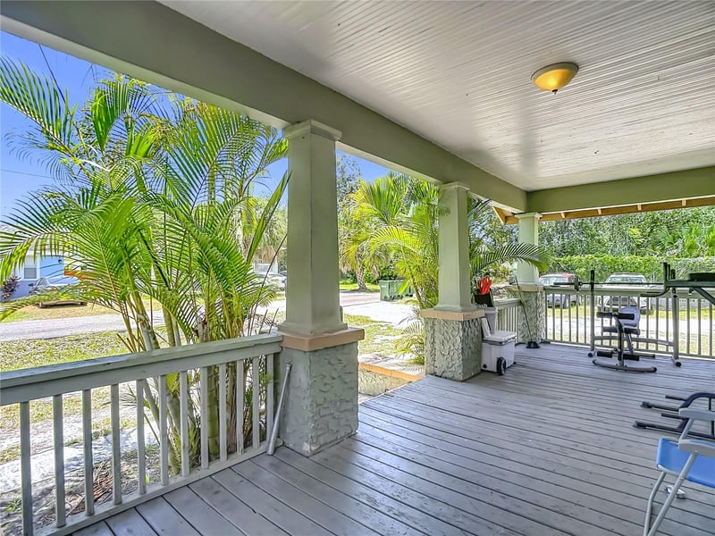 2020 Davis St, Tampa, FL 33605