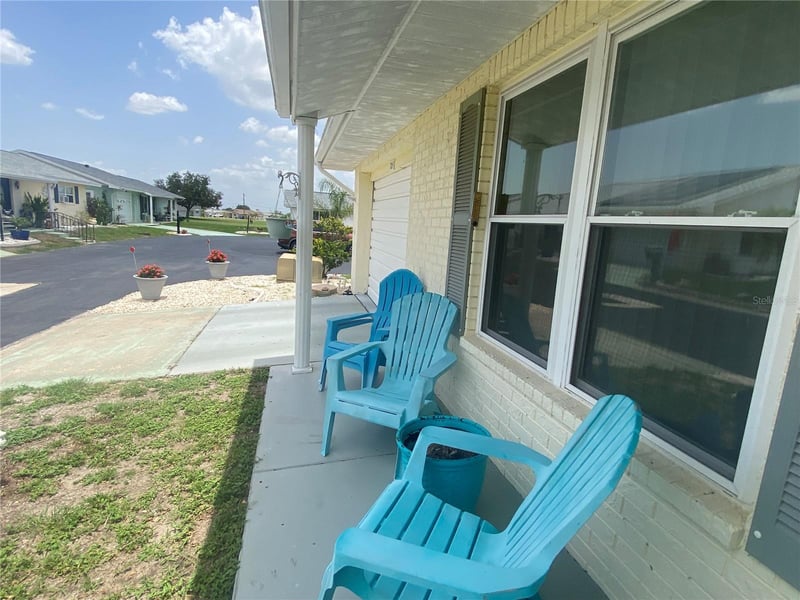 703 Huxley Pl, Sun City Center, FL 33573