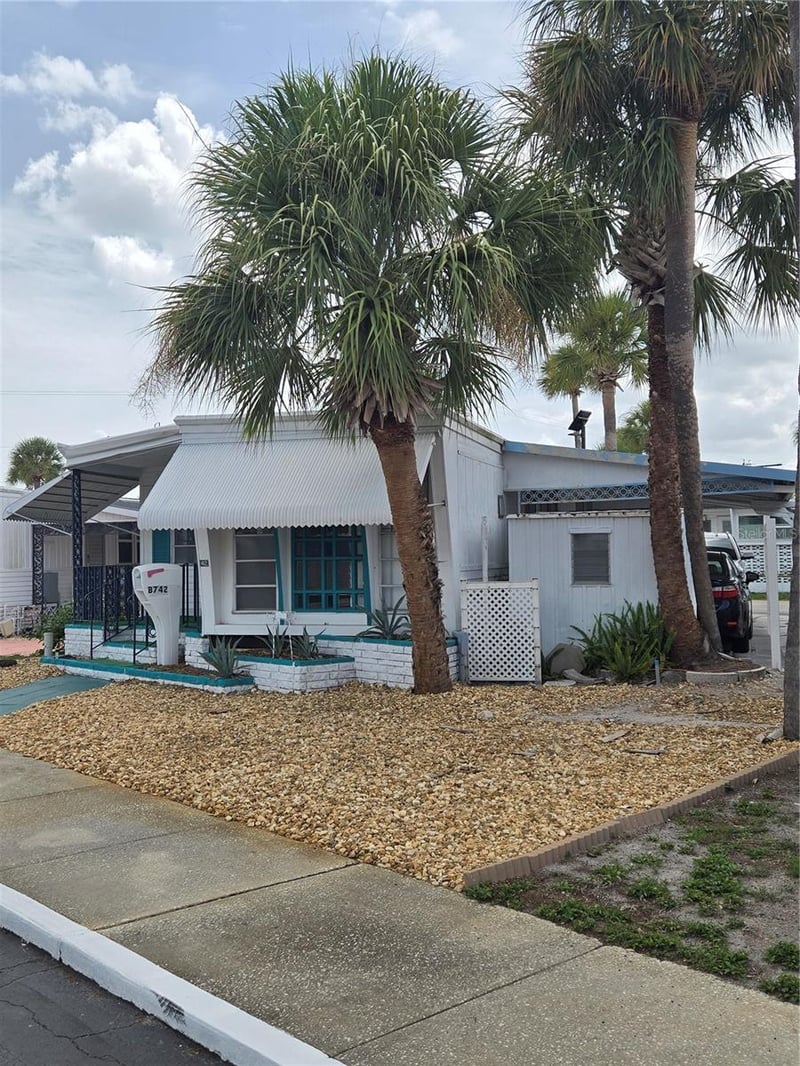 4851 Gandy Blvd #B7 L42, Tampa, FL 33611