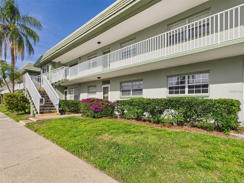 1433 S Belcher Rd #G1, Clearwater, FL 33764