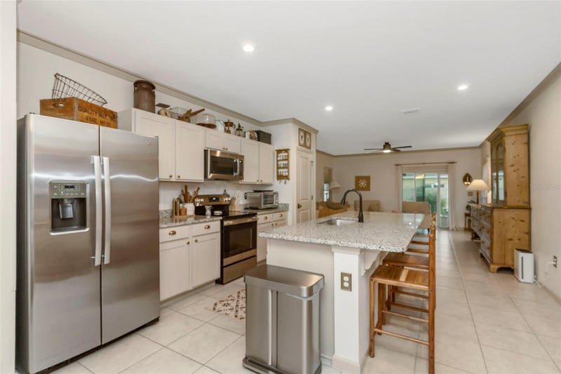 35088 Jomar Ave, Zephyrhills, FL 33541