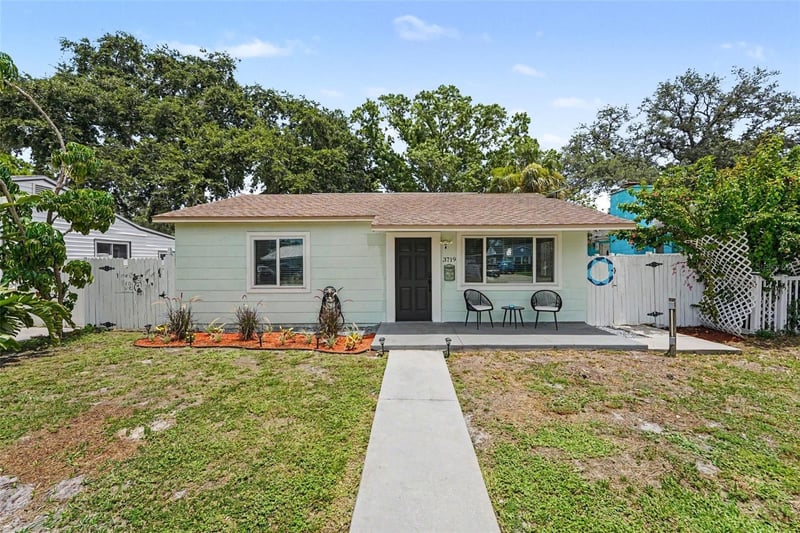3719 39th St, St Petersburg, FL 33713