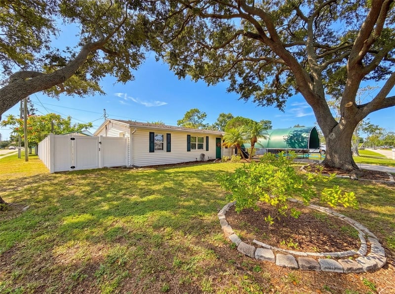 5500 65th Ave, Pinellas Park, FL 33781