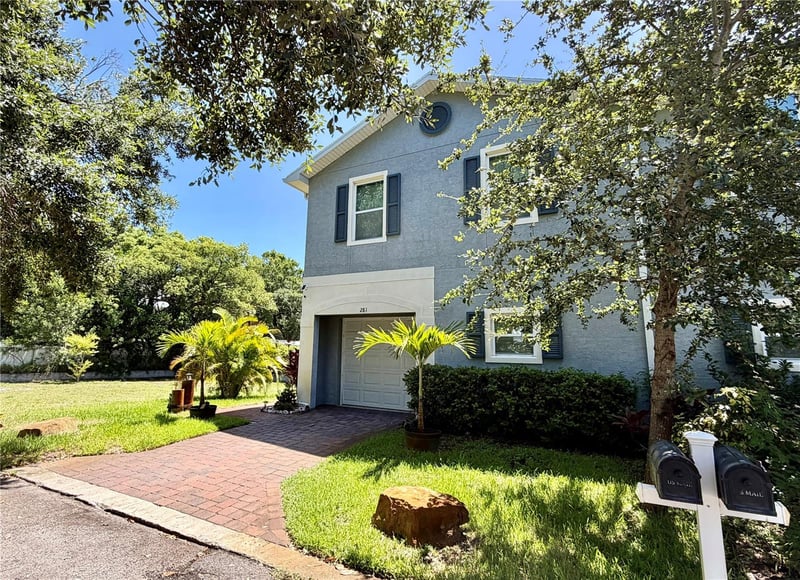 281 Ashley Ct, Dunedin, FL 34698