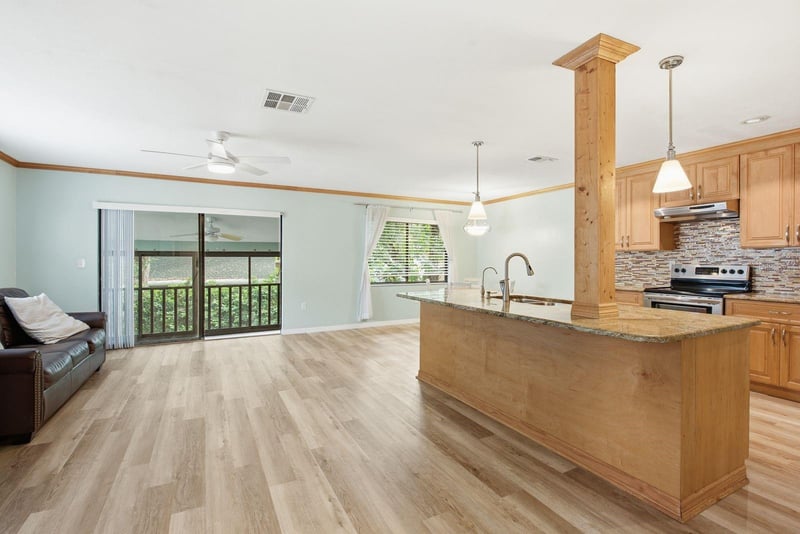 511 Mistletoe Ct #C, Safety Harbor, FL 34695