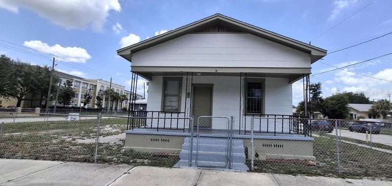3009 13th St, Tampa, FL 33605